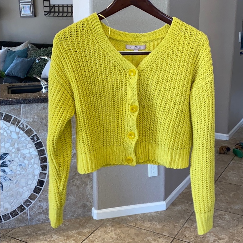 Love tree crop sweater